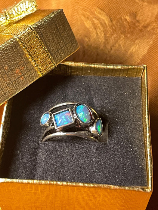 women's ring, magical, mystical, fantastical, blue stones, silver, glittery