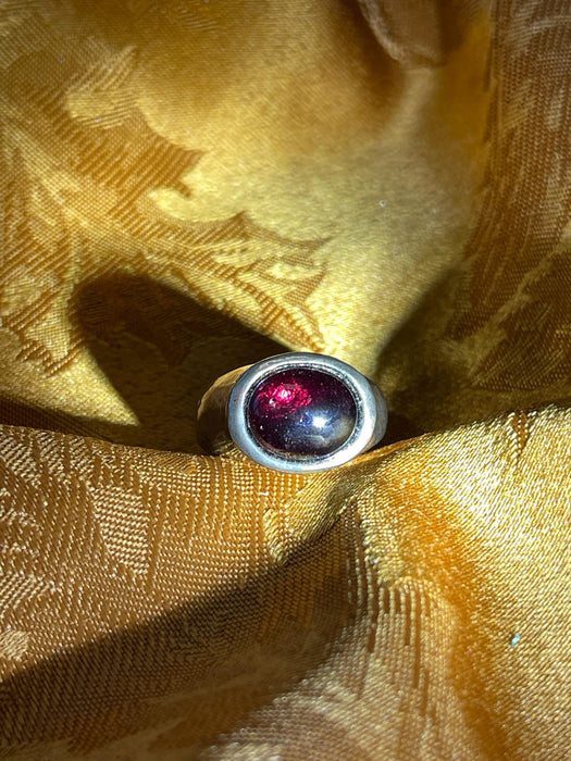 women's ring, oval, wine red stone, elegant, magical, silver