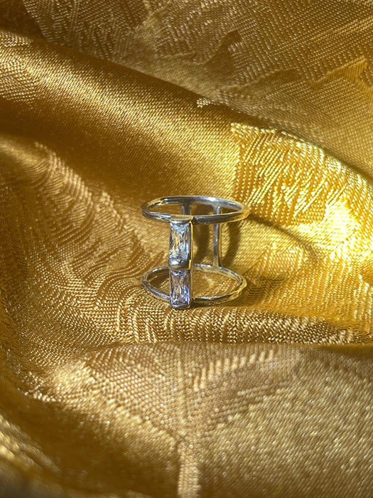 women's ring, plated silver, double banded, clear stones, magical, 925