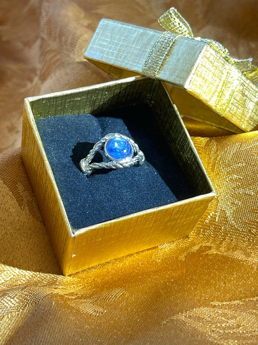 women's ring, purple stone, eye, twisted band, silver, boho, magical, mystical