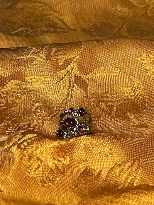 women's ring, mythical, magical, fantastical, flowers, red stones, silver