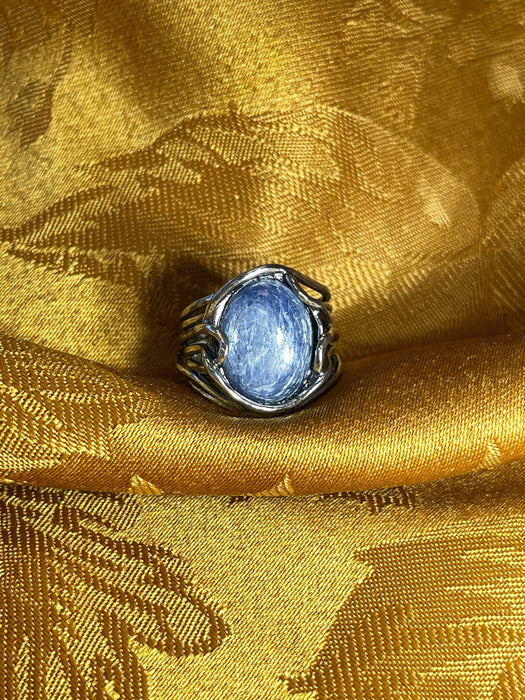 women's ring, purple gem, multi-banded, large stone, lavender, magical, silver