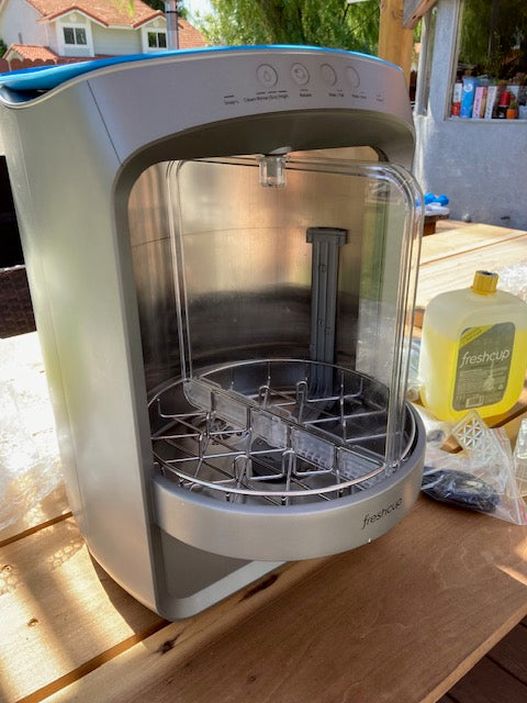 Compact Portable Dishwasher, efficient and cleans cups in seconds - NEW open box