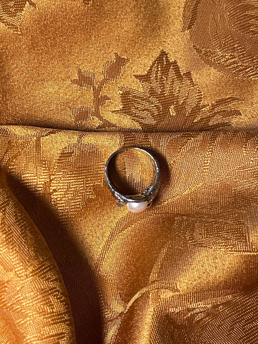 women's ring, magical, mystical, fantasy, light blue, white, gray, silver