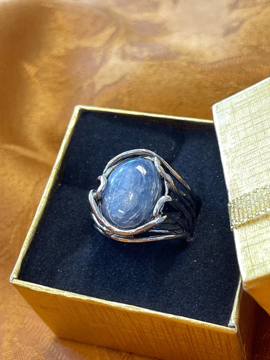 women's ring, purple gem, multi-banded, large stone, lavender, magical, silver