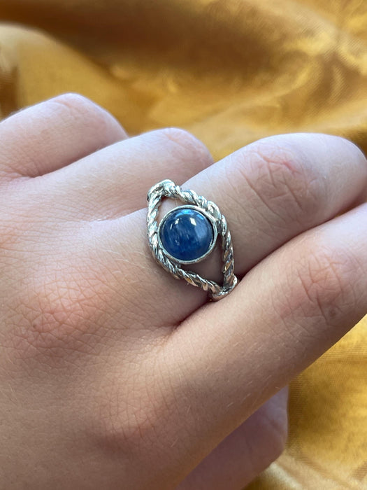 women's ring, purple stone, eye, twisted band, silver, boho, magical, mystical