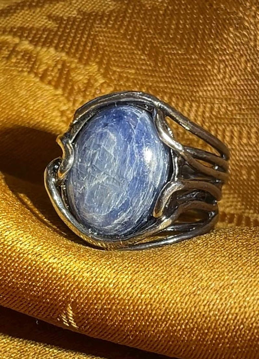 women's ring, purple gem, multi-banded, large stone, lavender, magical, silver