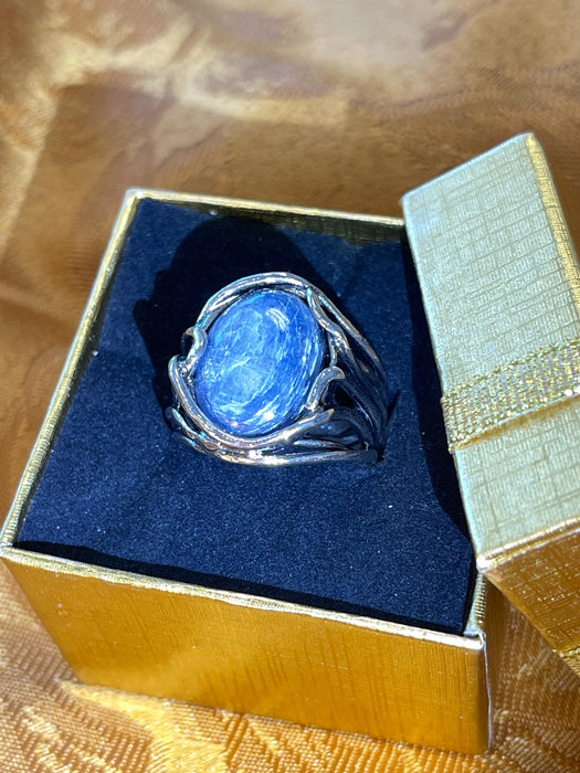 women's ring, purple gem, multi-banded, large stone, lavender, magical, silver